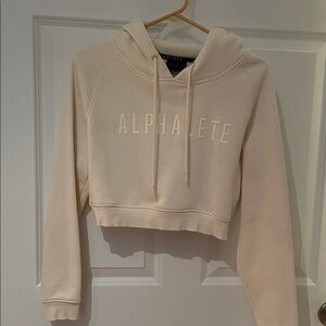 Alphalete Women's Cream Cropped Hoodie